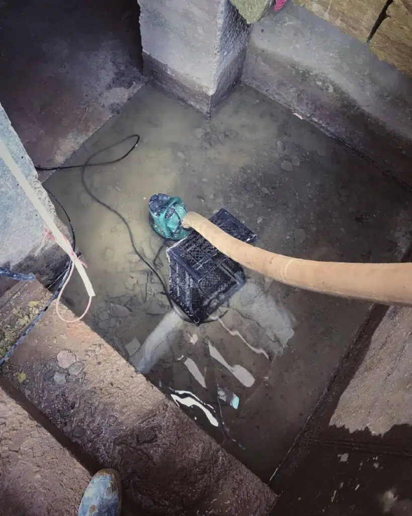 آب بندی چاله آسانسور 3 آب بندی چاله آسانسور